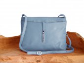 MAXFLY Dámská kožená crossbody kabelka 5085 světle modrá