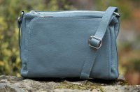 MAXFLY Ko�en� crossbody kabelka 5542 modr�