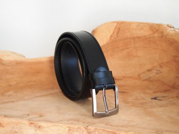 Penny Belts Pánský kožený pásek černý 25-1-60 obvod pasu 130 cm - dlouhý